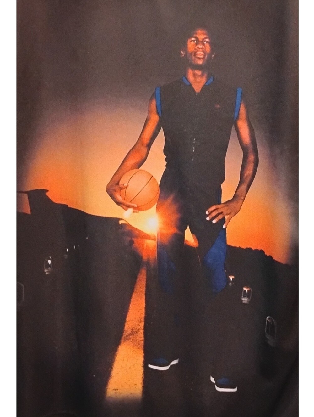 Jordan Youth XL Sunset Graphic T-Shirt - Black Short Sleeve Basketball Tee - Picture 2 of 4